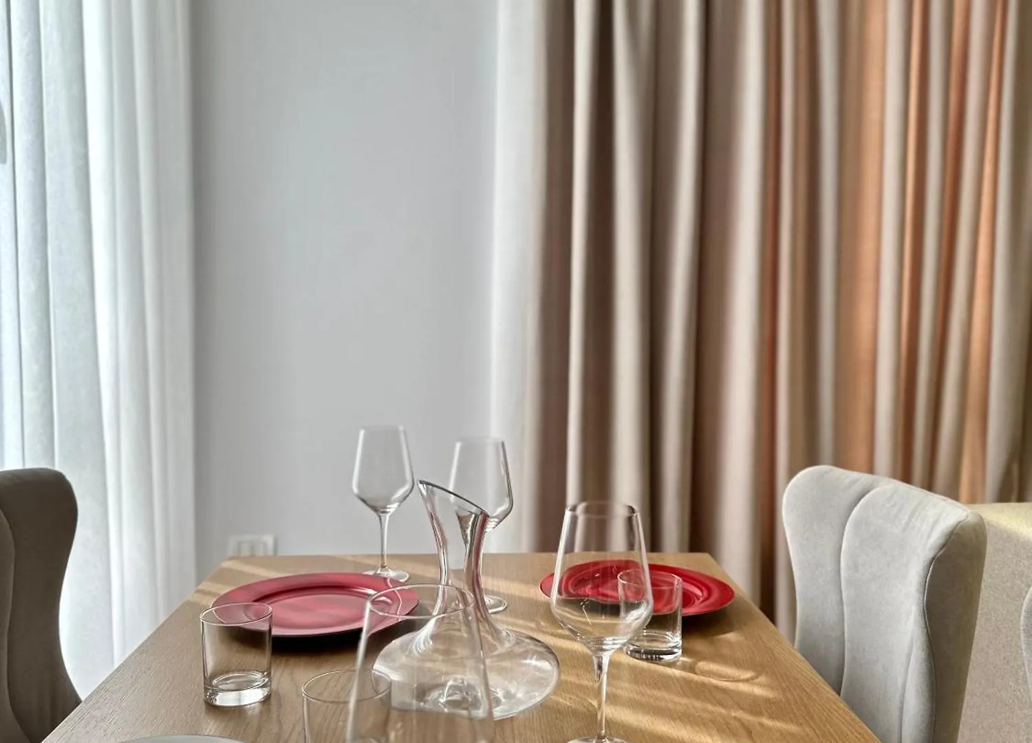 Suv Aparthotel Pogradec
